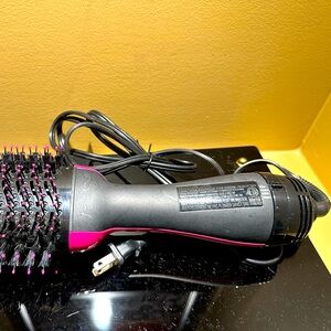 Revlon Salon One-Step Hair Dryer and Volumizer